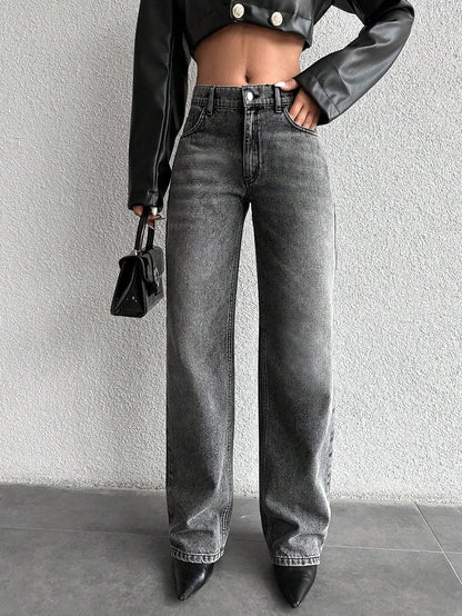 Basic Light Grey Wash Straight Leg Jeans - UrbanClubCo.