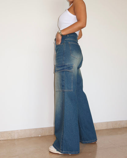 Outland Draw Wide Leg Cargo Jeans