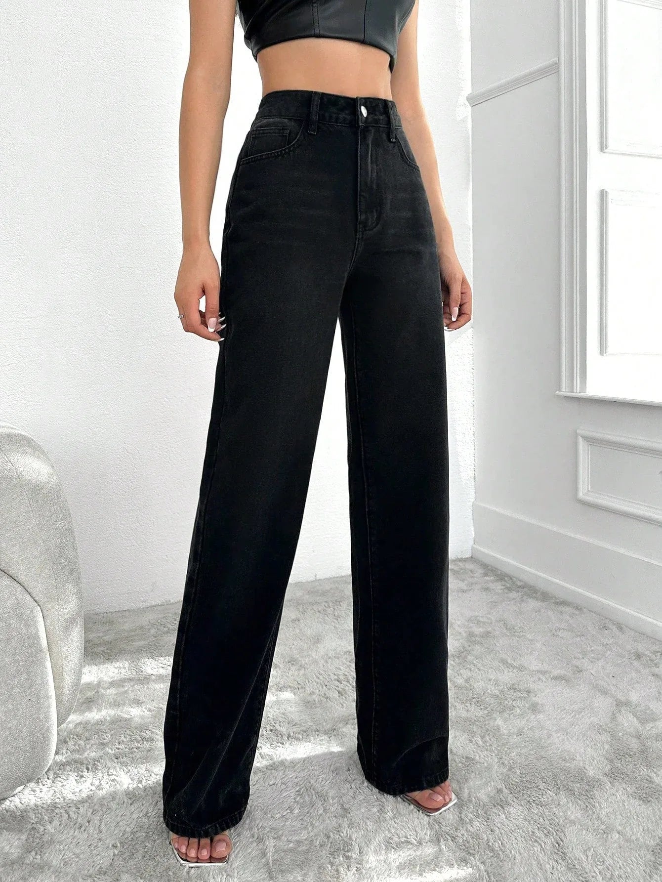 Blackish Super Rise Straight Leg Jeans - UrbanClubCo.
