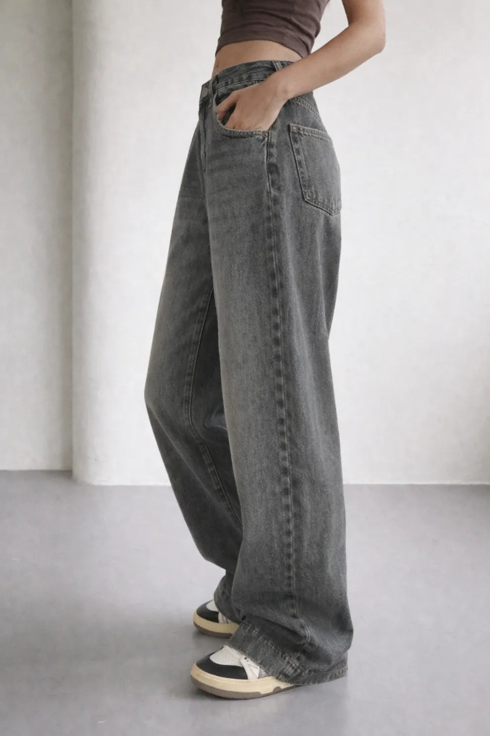 Throwback Grey Baggy Jeans